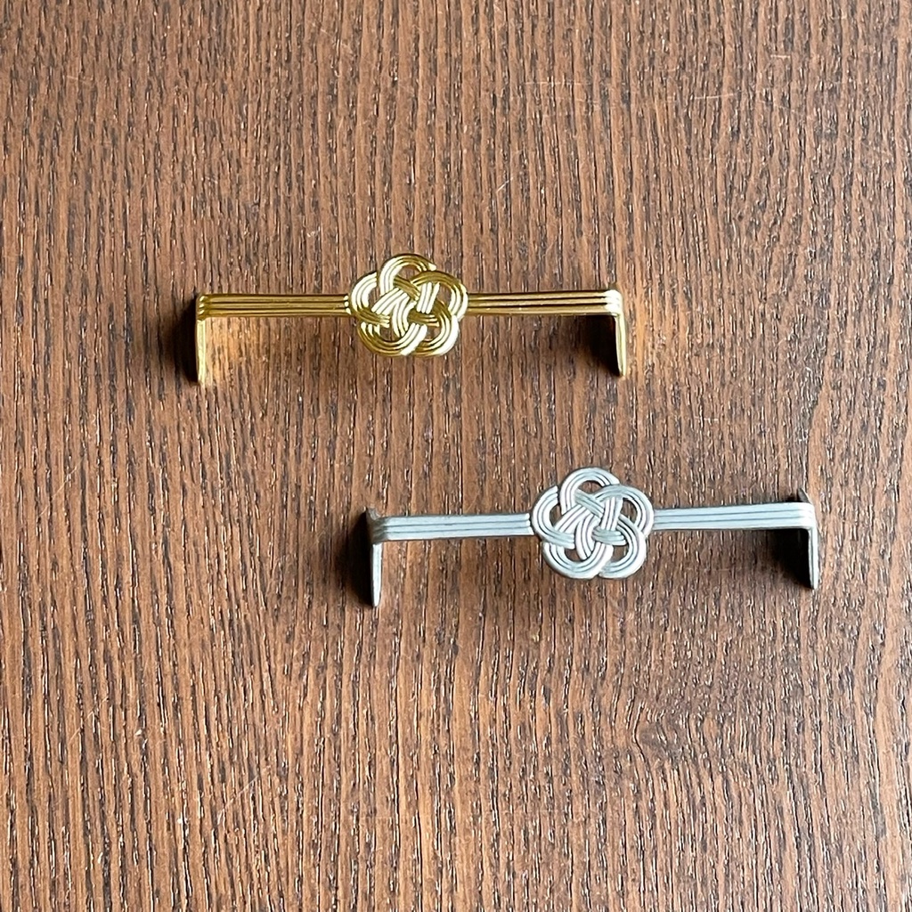 日本高桑金屬 不鏽鋼筷架 Mizuhiki 水引梅結系列 10 5cm 7 5cm 金 銀多款可選 蝦皮購物