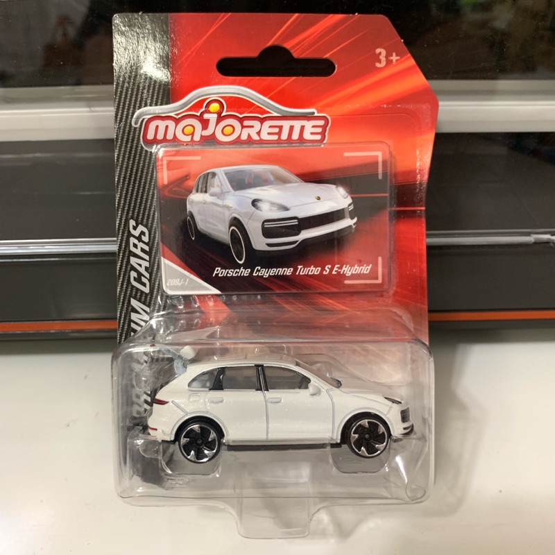 美睫輪 Majorette Porsche Cayenne 凱彥