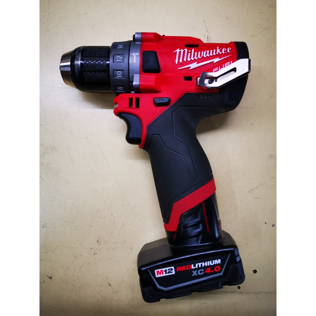 Milwaukee 12V 2504無刷三用電鑽 + 4A +原廠電充。米沃奇 12V