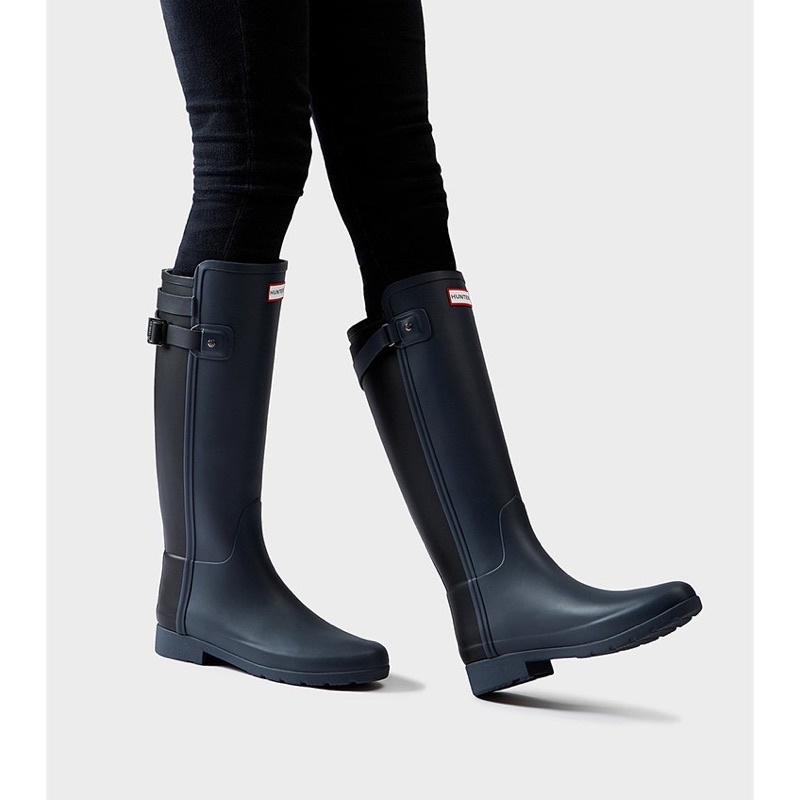 《購自蝦皮賣場》現貨正品代購 英國 Hunter Refined 時尚橡膠 雨鞋 瘦款 高筒雨靴 防水雨靴 女生雨鞋