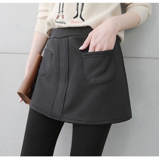 「M~XL。台灣現貨」口袋造型窄裙 假兩件刷毛內搭褲 (P1073)