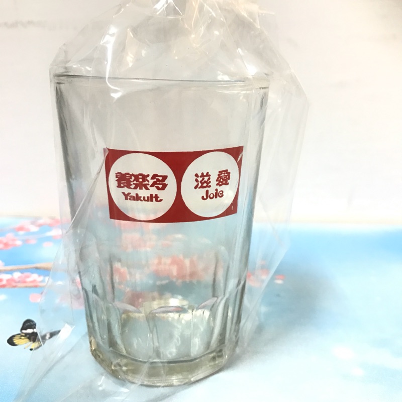 早期養樂多玻璃杯 早期 台灣 懷舊 收藏 柑仔店 汽水玻璃瓶 玻璃杯 百事可樂 可口可樂 萬達汽水 古董玻璃瓶