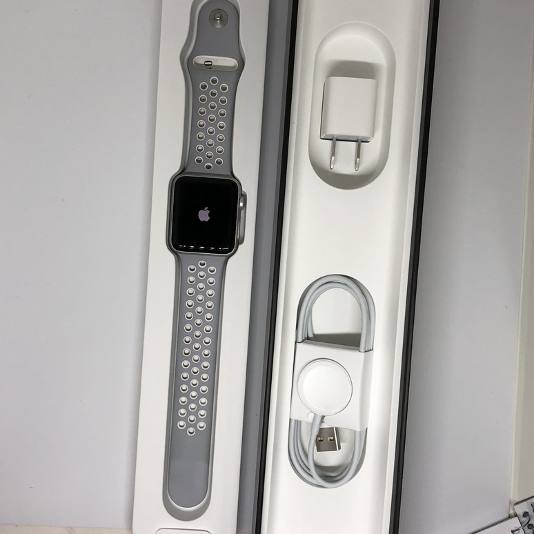 微笑通訊apple Watch S2 Nike 42mm 外觀佳中古二手可舊機折抵智慧手錶 蝦皮購物