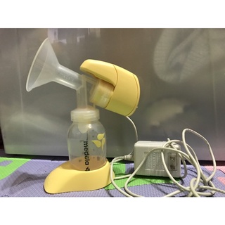 美樂 Medela 小型單邊電動吸乳器/擠乳器（二手）