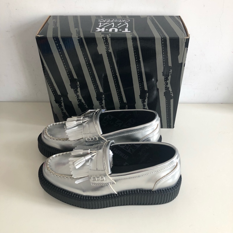 《現貨》英國 TUK VIVA CREEPERS US8（輕量金屬銀福樂鞋 ） 蝦皮購物