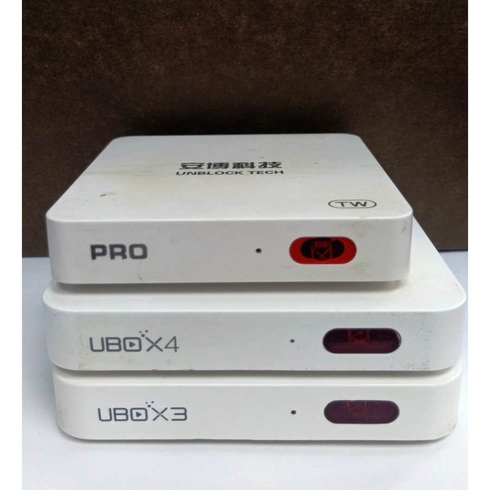 ~中古-安博 UBOX3 UBOX4 PRO 3代 4代 5代 安博電視盒 二手品使用良好 可以觀看 要搬家 不想帶走