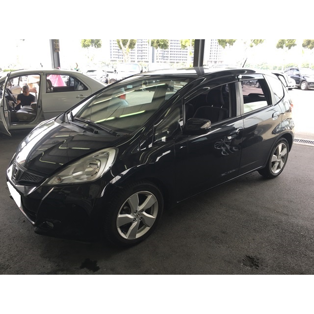 【只賣好車】2013 Honda FIT，1.5cc 跑11萬9，市區代步通勤，遮風避雨優質小車！！