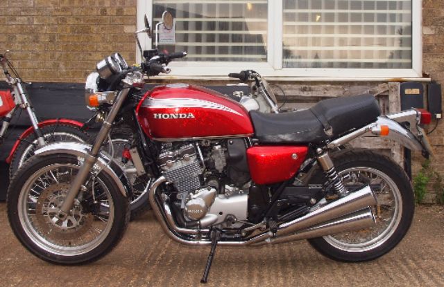 年終出清cb400four Nc36 原廠排氣管四出排氣管cb400 Vtec 稍作調整可直上 蝦皮購物