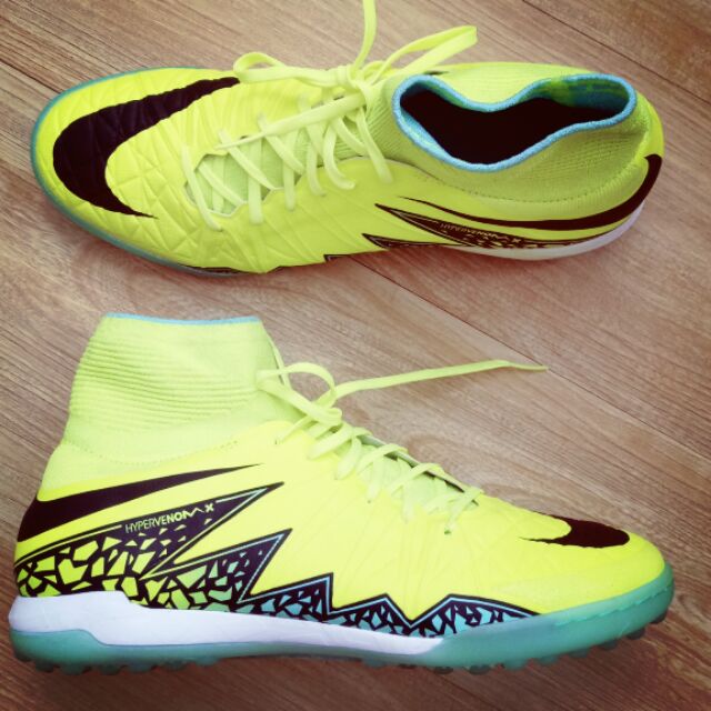 black nike hypervenom 2