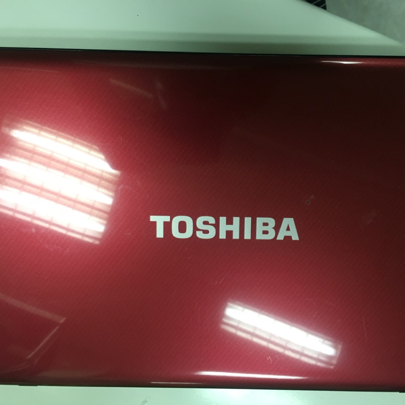 TOSHBA筆電i5/4G/500G/顯卡HD7600