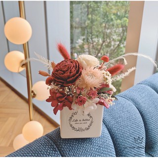 ✅下單免運✅ ♡生活裡的小美好 浪漫小桌花♡《捧花 情人節花束 畢業花束 生日花束 永生花玻璃罩 永生花音樂盒》