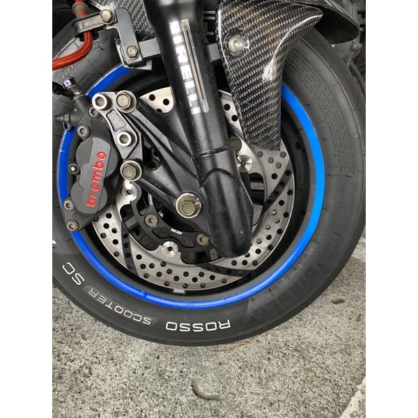 brembo對四黑底紅 金屬燒結來令8.5成新（公司貨不是水貨