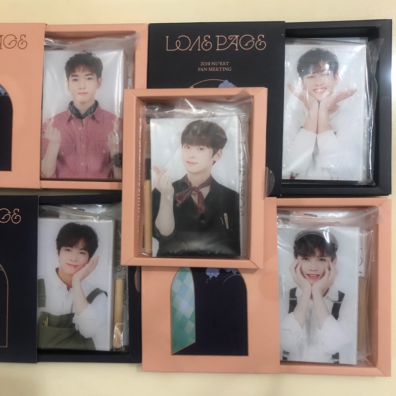 現貨 Nu Est Love Page 見面會會員限定library 圖書館木質相框 蝦皮購物