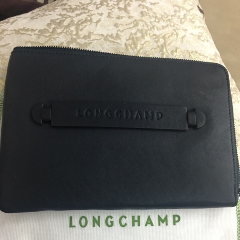 全新Longchamp 真皮手拿包25*15 cm 包運費