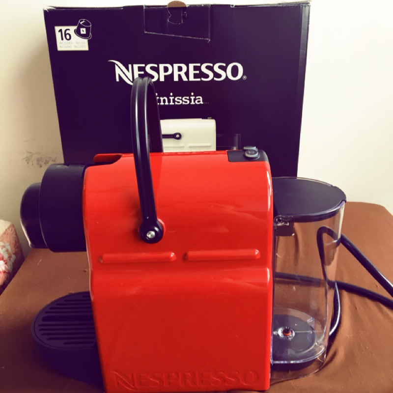 （二手-搬家出清）雀巢Nespresso inissia C40 蒸氣壓力咖啡機