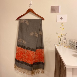 ✨二手衣物✨清衣櫃 便宜賣 - 泰國象圖樣雙色 100%PASHMINA披肩圍巾