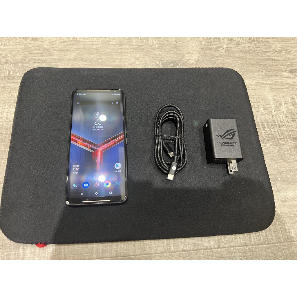 ASUS ROG Phone 2 12G/512G 電競專業級手機 原廠公司貨 ZS660KL 二手手機 電競手機