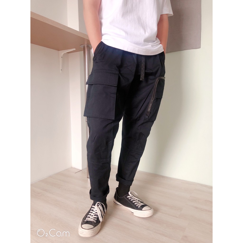 nike acg woven cargo pant
