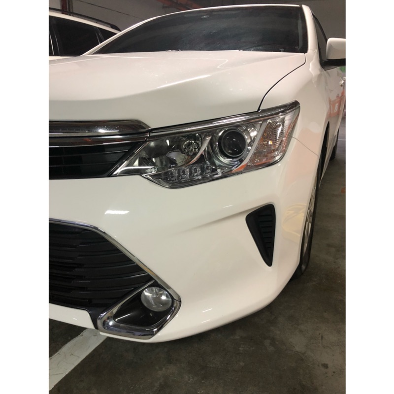 ‘17 Toyota Camry 原廠HID大燈(左)總成 （免運費）