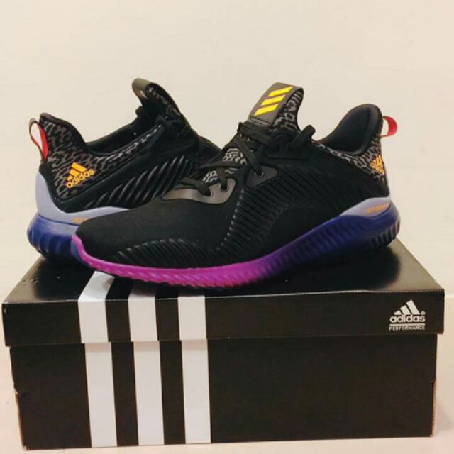 [Urban Trend] 現貨下殺特價 adidas AlphaBounce 台灣未上市