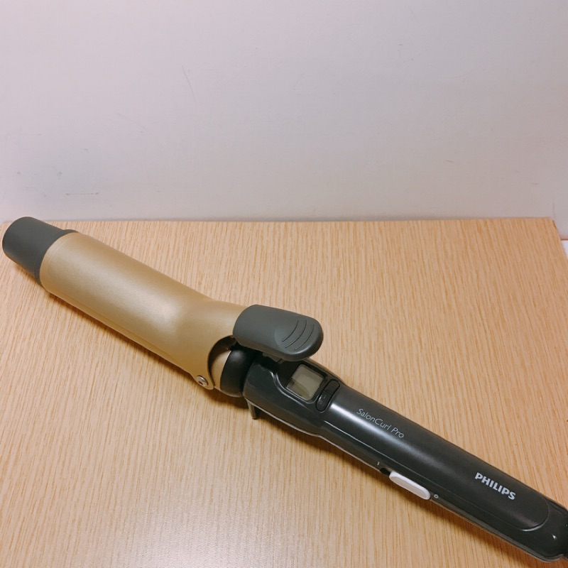 飛利浦 PHILIPS 沙龍級奈米陶瓷溫控電捲棒 HP4684  #32mm