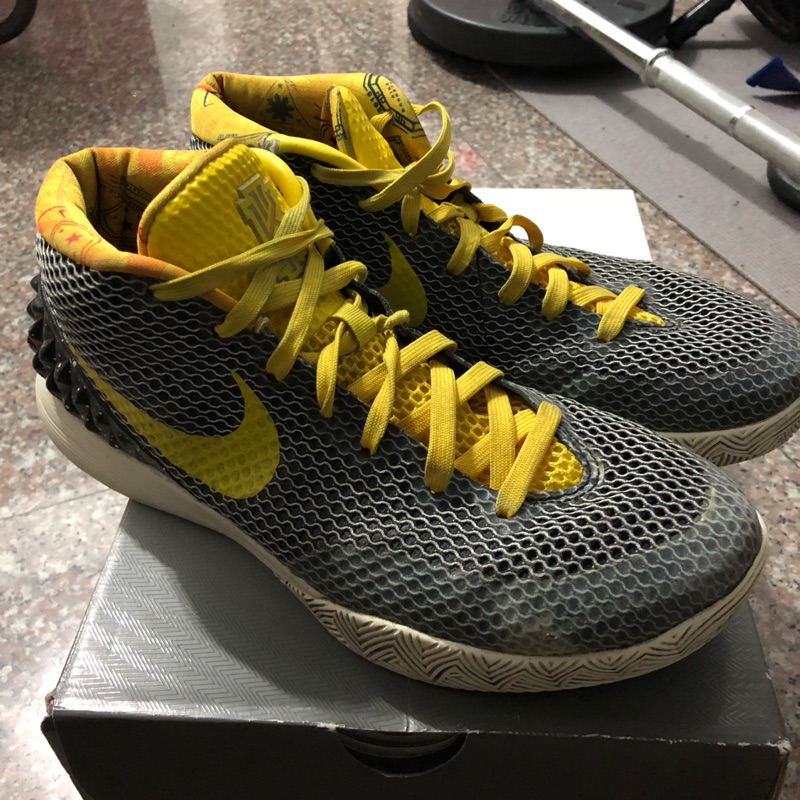 KYRIE 1 黑黃