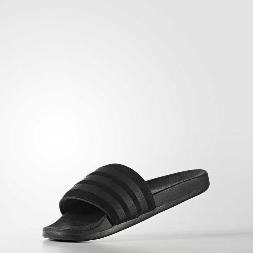 adilette cloudfoam plus explorer