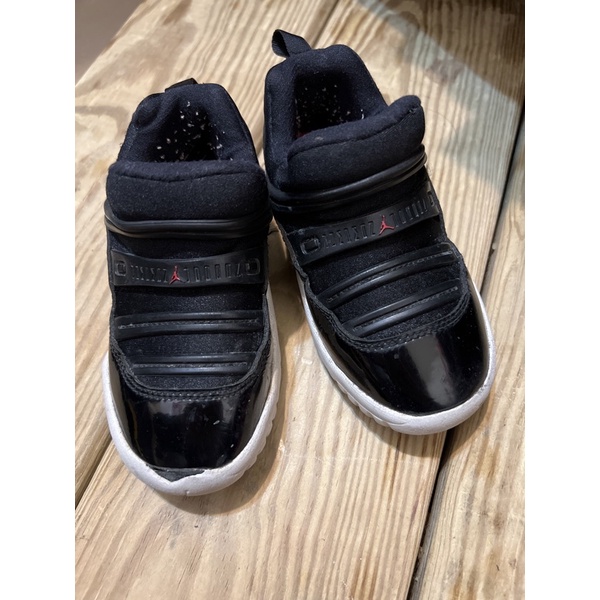 Nike  jordan11代 童鞋 黑色二手5c,11公分