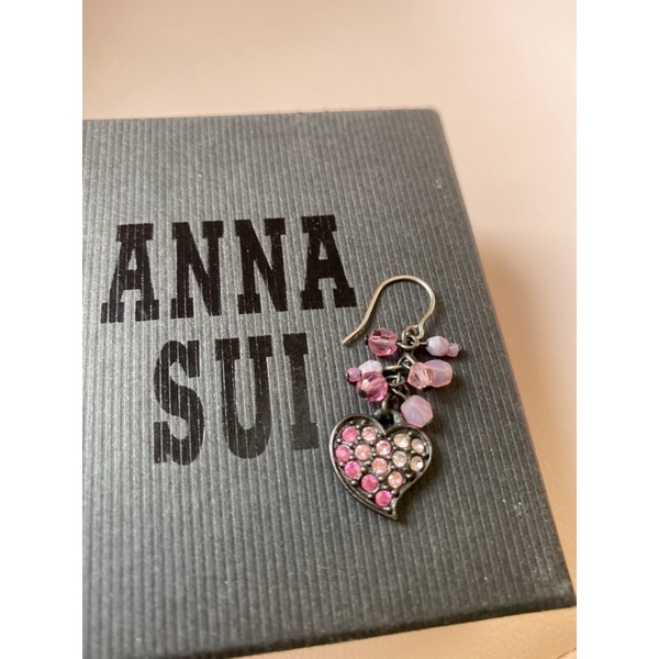 ANNA SUI 耳環 安娜蘇 愛心粉色紫色水鑽 ㄧ只全新另只掉鑽便宜賣