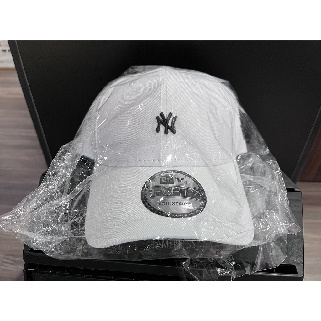 New Era - MLB 白色- NY Yankees 黑色小Logo 9Forty 老帽/鴨舌帽/棒球帽