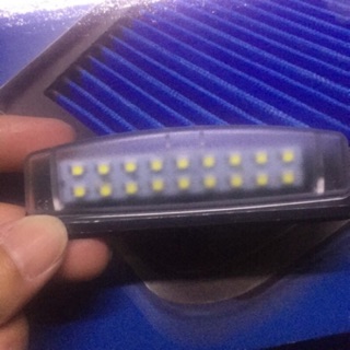 06-11年CAMRY LED牌照燈