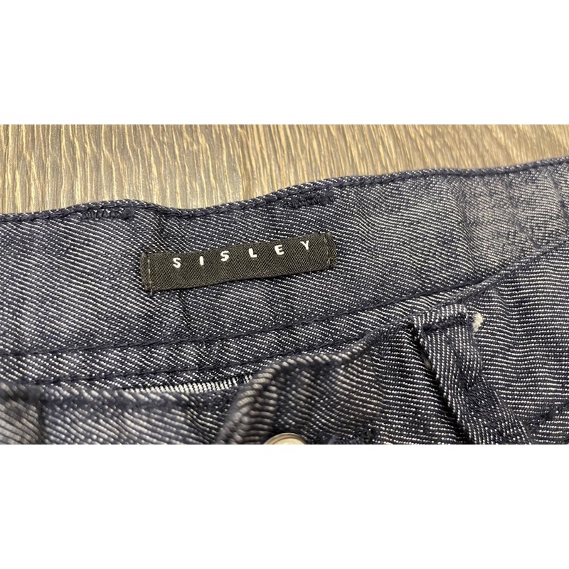 Sisley 男slim fit 修身 緊身牛仔褲 暗藍色