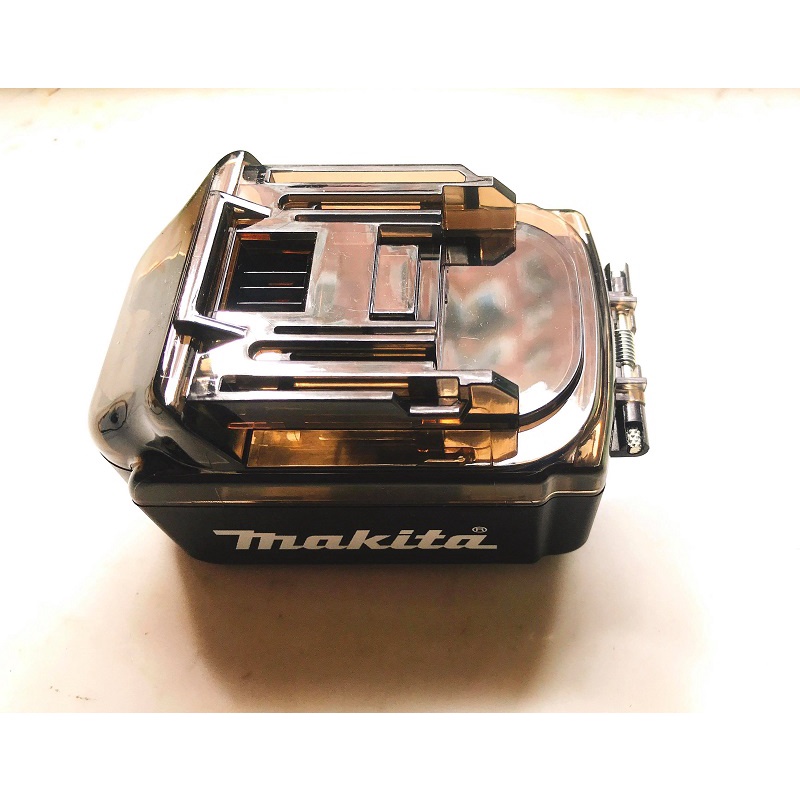 易威工作坊 含稅價格附發票 makita 牧田電池造型空盒 電池空盒收納盒 電池造型零件盒 B-69917