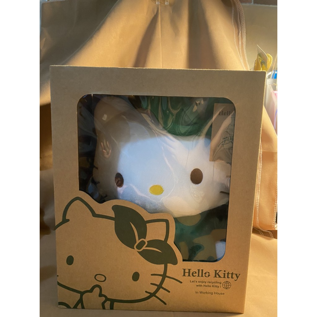 HELLO KITTY玩偶 三麗鷗授權 限台灣地區販售 約30公分高 生活工場出品 全新 正版 限量 含盒子