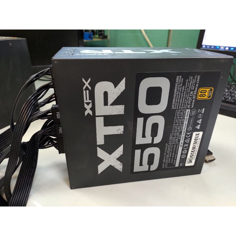 【二手良品】XFX XTR 550 550W金牌全模組電源供應器
