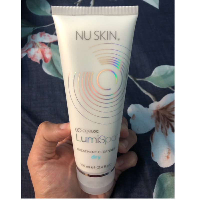 Nu skin Lumispa 保濕洗面乳