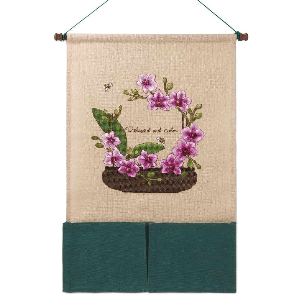 【繡XiuCrafts】蝴蝶蘭掛袋 十字繡材料包 | 壁掛裝飾 刺繡 繡花 花卉 壁飾 手作 DIY 材料包