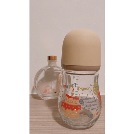 貝親(9成新)設計款寬口奶瓶160ml🍼四色全拿送(全新）貝親寬口母乳實感奶嘴頭S、M各一❗️