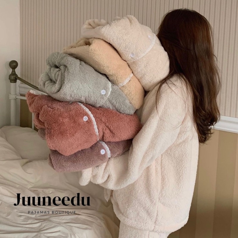 【預購】Juuneedu 韓國代購🍈蓬鬆蕾絲絨毛睡衣 熊寶寶絨毛長袖居家服 冬季一件式睡衣