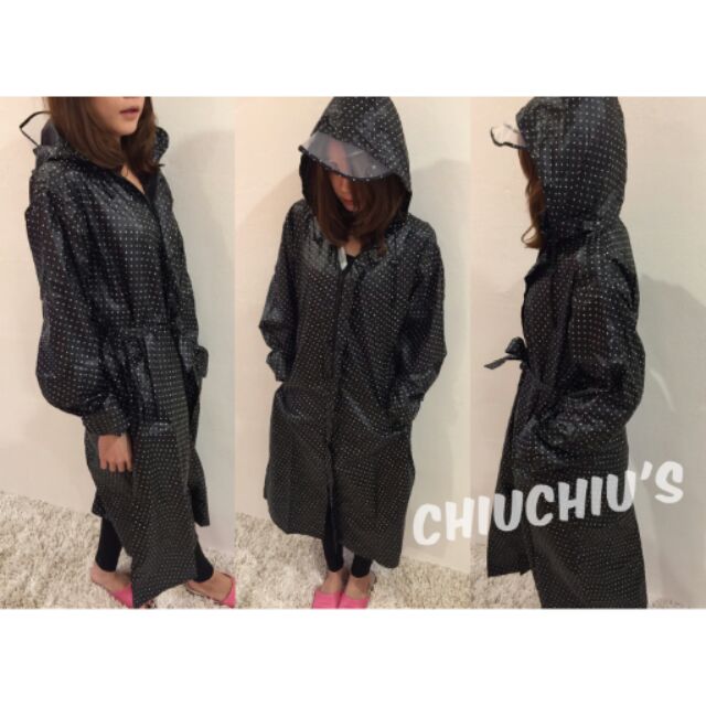CHIUCHIU's愛美傘 日本超輕量防水透氣綁帶風衣式雨衣 風雨衣 #黑色小白點