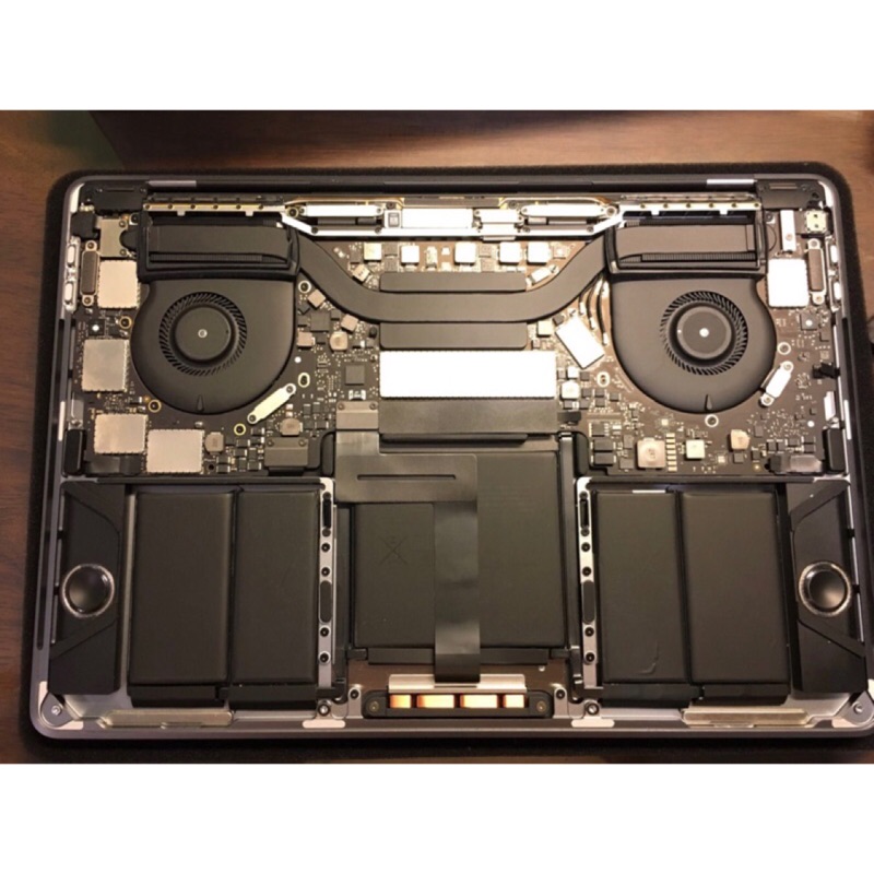 Macbook 主機板維修 螢幕維修 零件機回收a1706 a1707 a1708 a1502 a1398 a1534