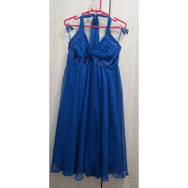 購自維也納寶藍色二手小禮服，九成新，保養質料佳，歡迎選購及議價😊