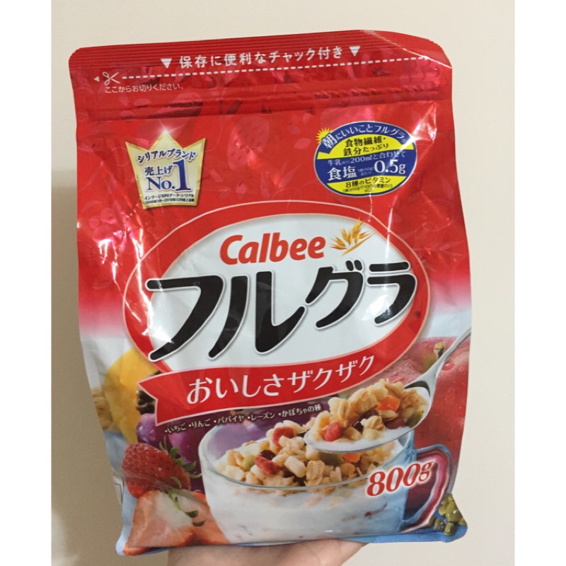 現貨👉🏻日本calbee卡樂比水果麥片 800g