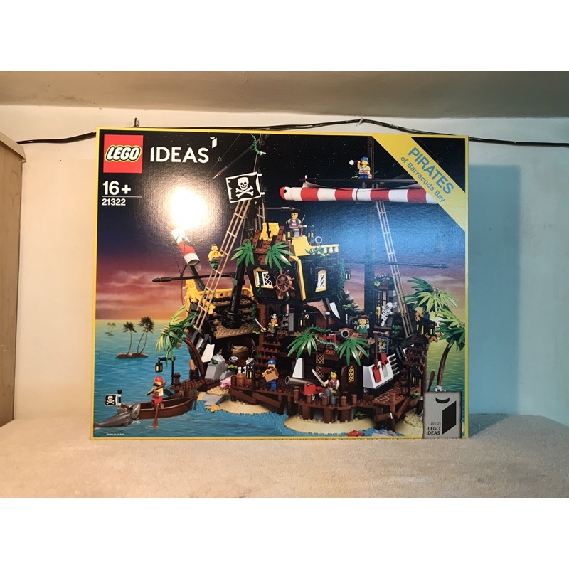 LEGO 21322 黑海梭魚灣