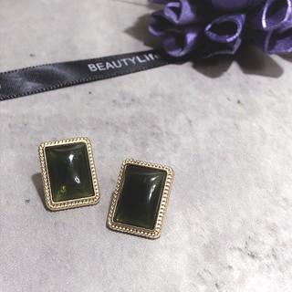 XS.SUNSHINE - 復古感祖母綠 // S925銀針 耳環 飾品 現貨 復古 方形 金邊耳環
