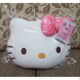全新 漢神巨蛋來店禮Hello Kitty 造型抱枕