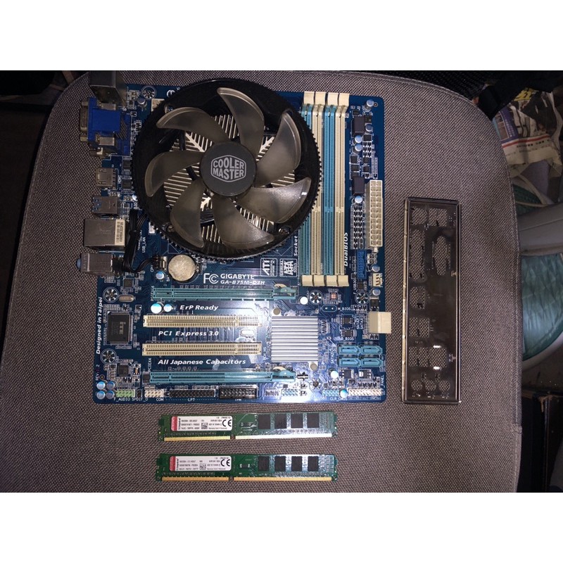 Intel I7-3770/ GiGA B75M-D3H / DDR3 4Gx2