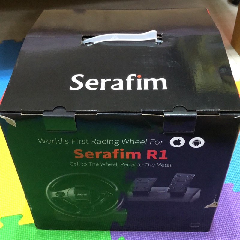 Serafim R1 手機賽車方向盤