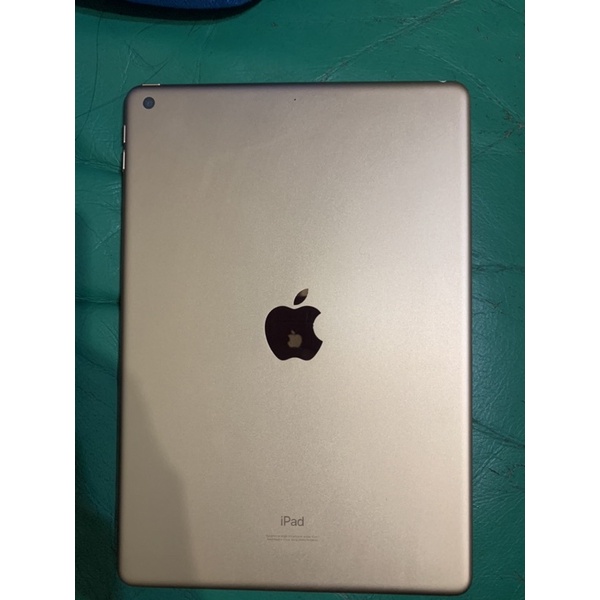 (已有買家預訂請勿下標🥰）第七代 蘋果2019 IPad 7 平板電腦10.2吋 128G WIFI 玫瑰金二手