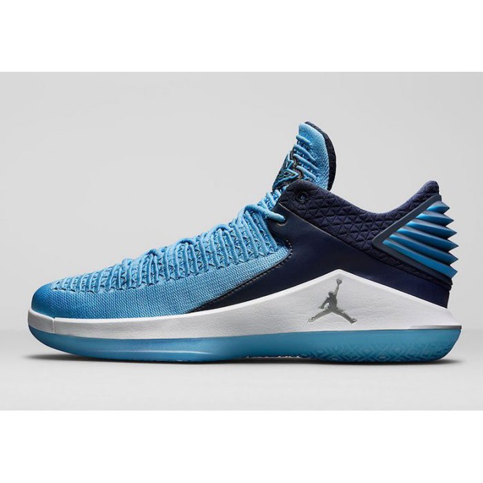 jordan low 32s
